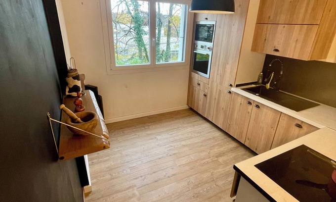 Cran-Gevrier Apartment | Bergous Apartment Annecy with parking space