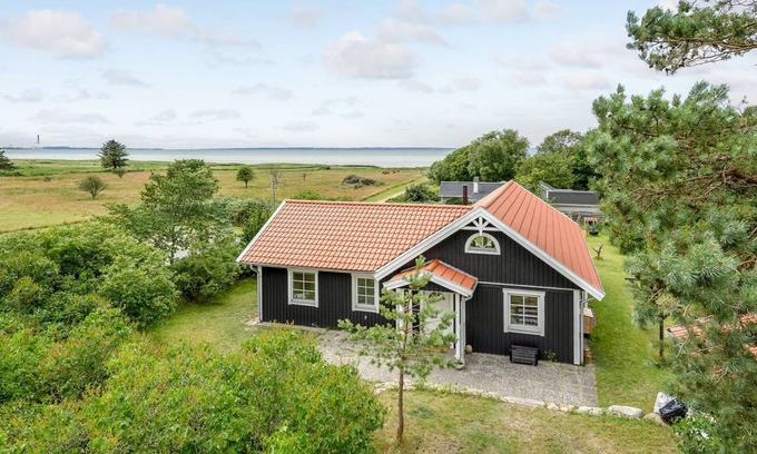 Jægerspris House | "Bernadete" - 50m to the fjord by Interhome