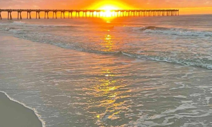 New Warrington House | Best 3BR Retreat for 6 in Pensacola!