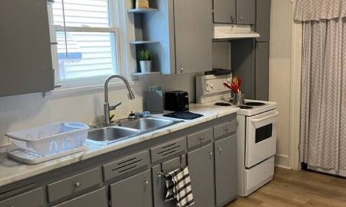 Walkerville House | Best Kept Secret in Walkerville! Cheerful 2BD Home