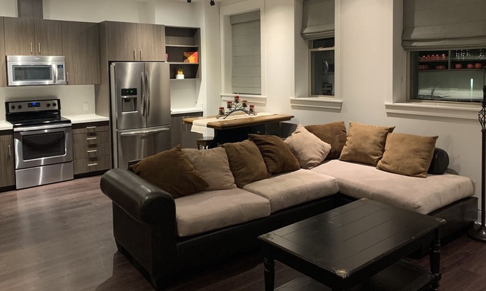 Coeur d'Alene Apartment | Best Location . Center of downtown CDA just out the front door.