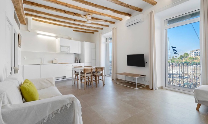 Costa Dorada Apartment | Best location and views in l'Ametlla de Mar