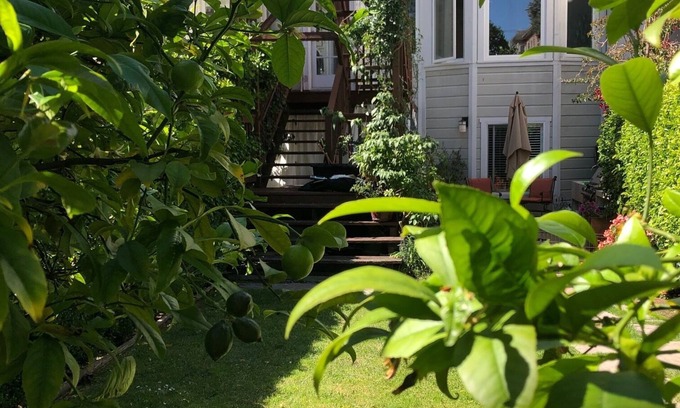 North Beach Condo | Best Location Garden Condo in North Beach