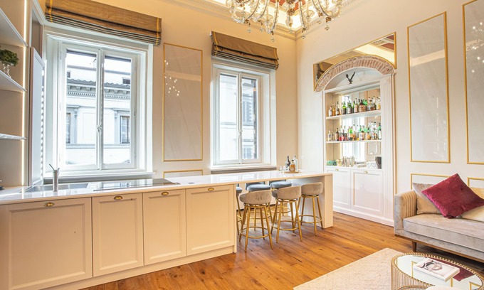 Santa Croce Apartment | Best location in Florence - Luxury Apartment. Cathedral Crystal Palace