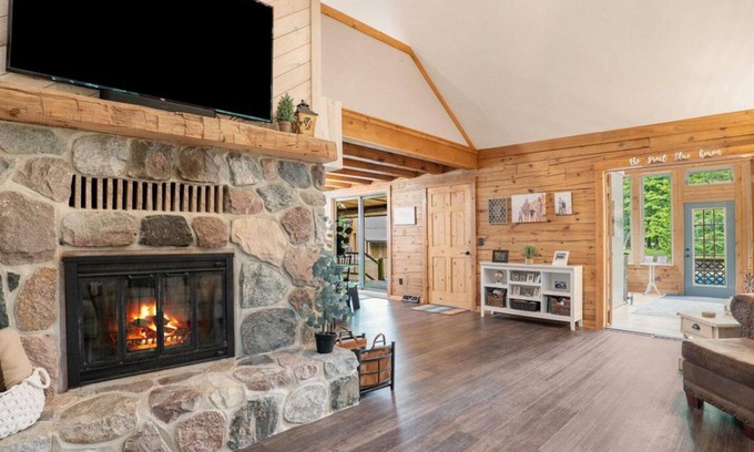 Newaygo Cabin | Best log cabin in western Michigan on the Muskegon River - time to get away.