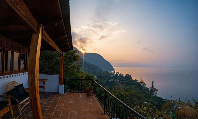 Santa Cruz La Laguna House | Best View In The World.