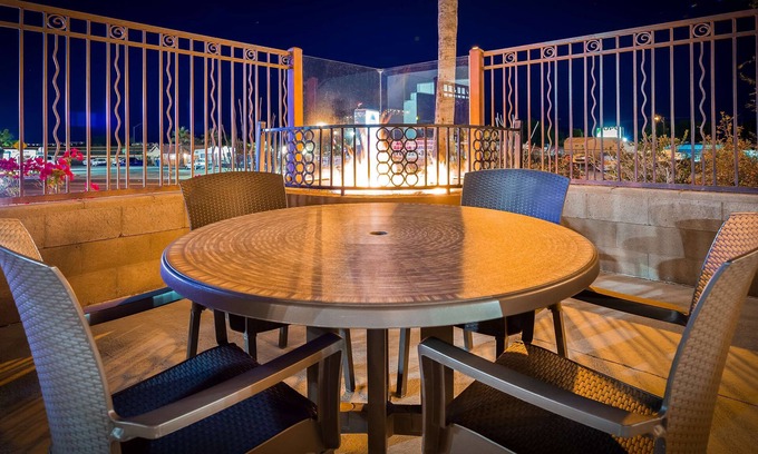 Needles Hotel | Best Western Colorado River Inn