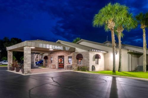 East Palatka Hotel | Best Western Inn Of Palatka