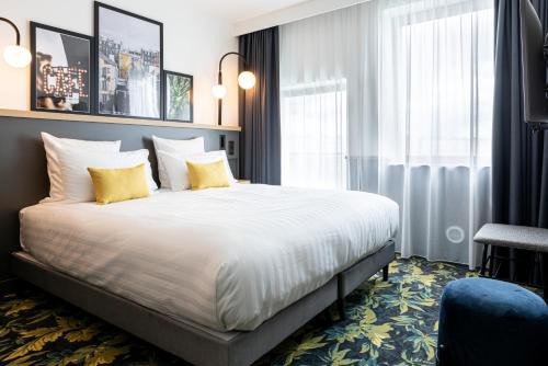 Asnieres-sur-Seine Hotel | Best Western M-Treize Paris Asnieres