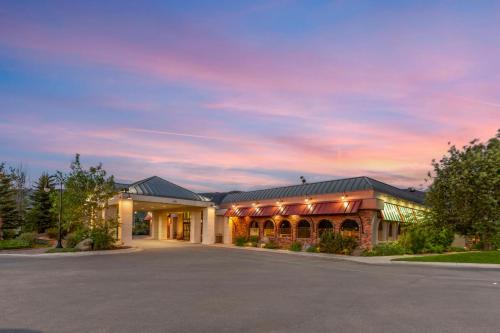 Butte Hotel | Best Western Plus Butte Plaza Inn