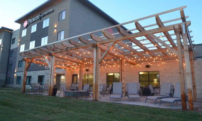 Ankeny Hotel | Best Western Premier Ankeny Hotel