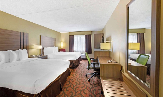 Rochester Hotel | Best Western Rochester Marketplace Inn