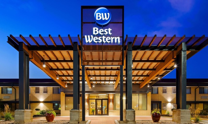 Madison Hotel | Best Western West Towne Suites