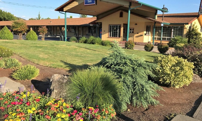 Grants Pass Hotel | Bestway Inn