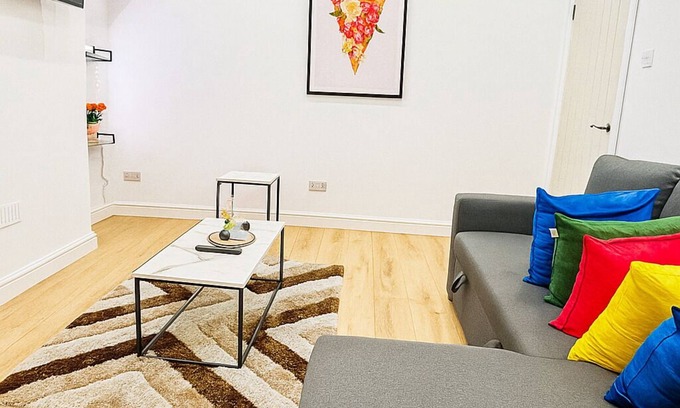 Salford House | BetaHouse -3BR -Pool Table -Free Parking -Spacious