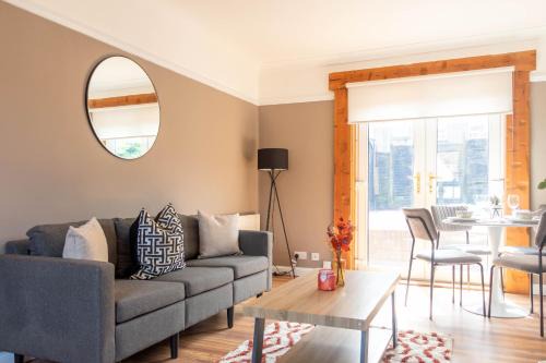 Bathgate House | Beth House