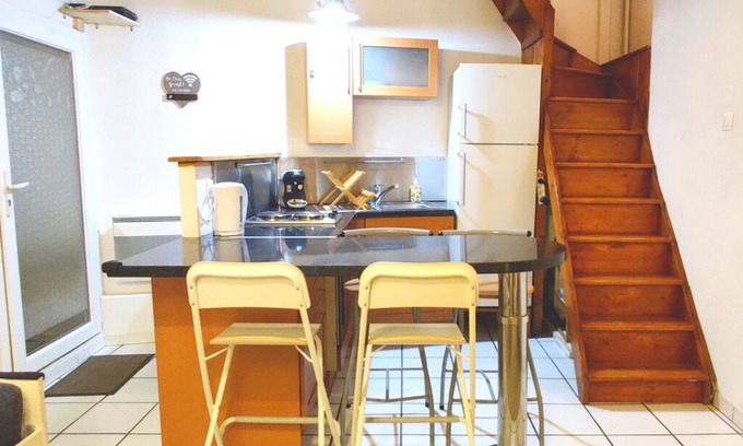 Auriol Apartment | Between Aix and Marseille, small village house in Auriol ☀️