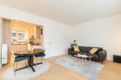Antwerp Apartment | Between the theaters of Antwerp