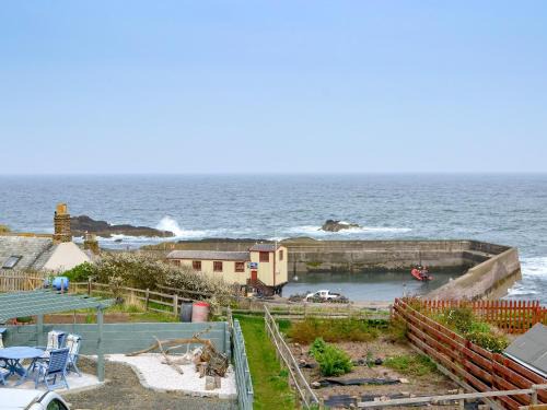 St Abbs House | Beul-An-Latha