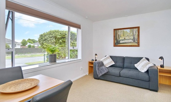 Avonhead House | Bevington - Renovated 1 bedroom Studio