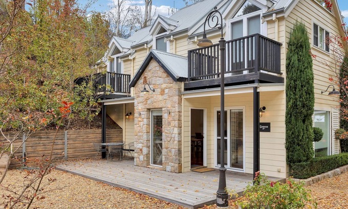 Bright House | Beyond Bliss - Guesthouse 1