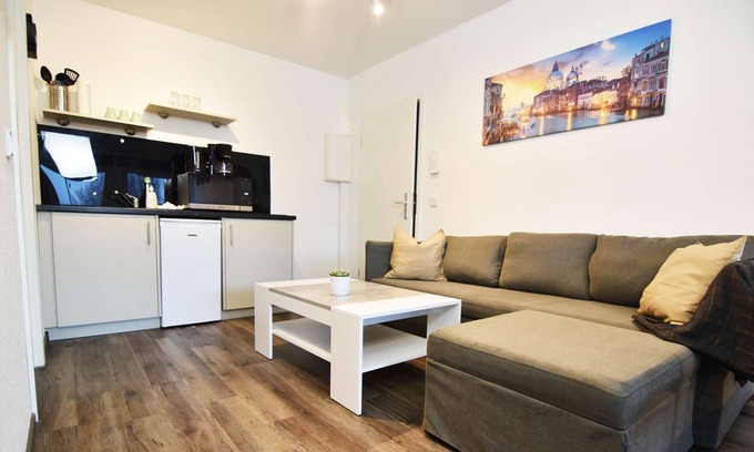 Solingen Apartment | BH05 Boardinghouse Werwolf by Teamflats