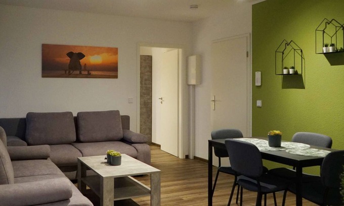 Solingen Apartment | BH09 Boardinghouse Werwolf by Teamflats