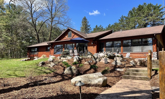 Arbor Vitae House | Big Arb Lakeside Ranch by Restaurants, Trails, Minutes to Minocqua Cable & Wi-Fi
