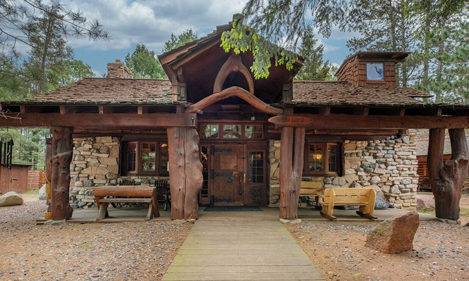 Boulder Junction Cabin | Big Bear Hideaway - Kodiak Kastle log cabin in Boulder Junction
