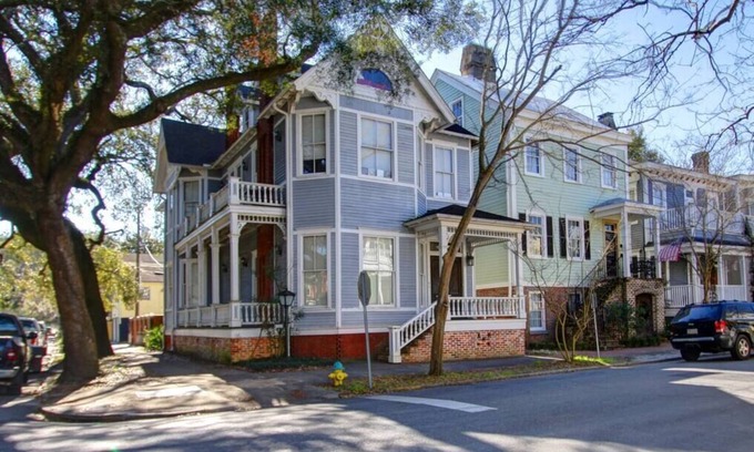 Savannah Victorian District House | Big Blue House - Near Forsyth Park - Lower, Big Blue House - Near Forsyth Park - Lower