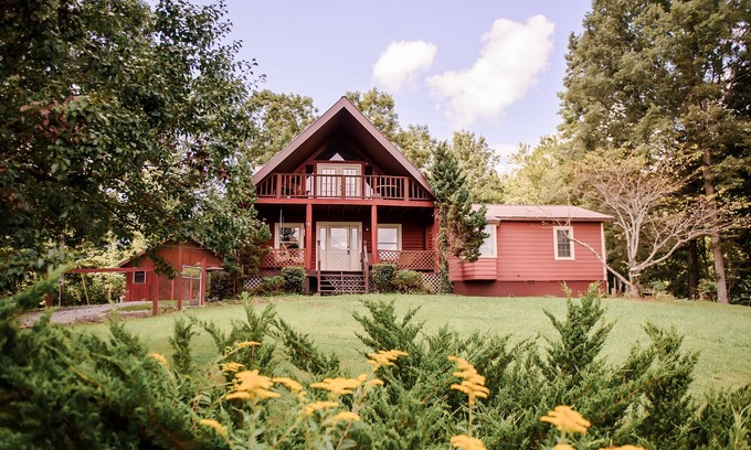 Helenwood House | Big Brimstone Cabin W/Mountain Views for Miles