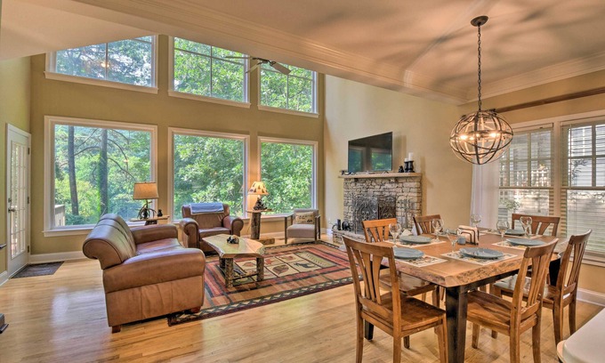Big Canoe House | Big Canoe Retreat w/Deck & Golf Course Views
