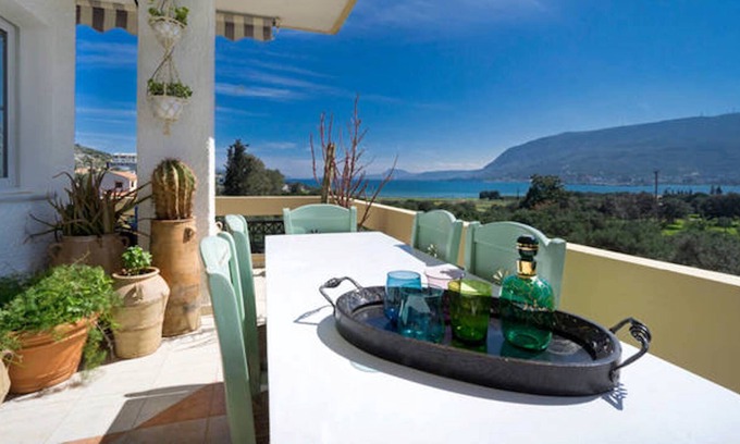 Souda Apartment | Big Family Apartment 3 bedroom, Next To The Beach,Nature and farms