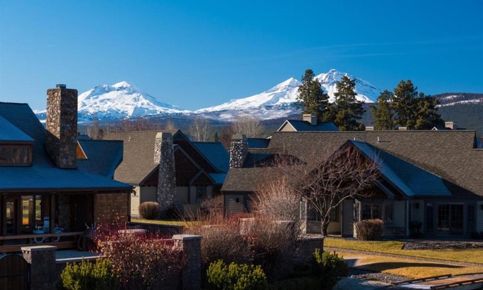Sisters Apartment | Big Mountain View Condo