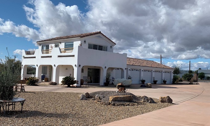 Earp House | Big River Luxury Riverfront Casita