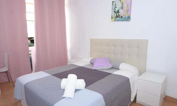 Perchel Norte House | Big room in heart dowtown