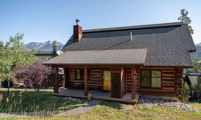 Powder Ridge Cabin | Big Sky Vacation Rentals: PR Rosebud 9