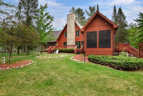 St Germain House | Big St Lodge on Big St Germain Lake