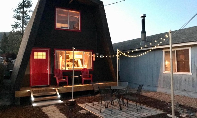 Big Bear City House | Bills Big Bear Bunkhouse - Beautiful home within a short drive to all Big Bear has to offer!