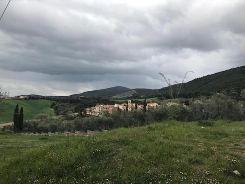 Casciana Terme Apartment | Bilocale con giardino a Pomaia