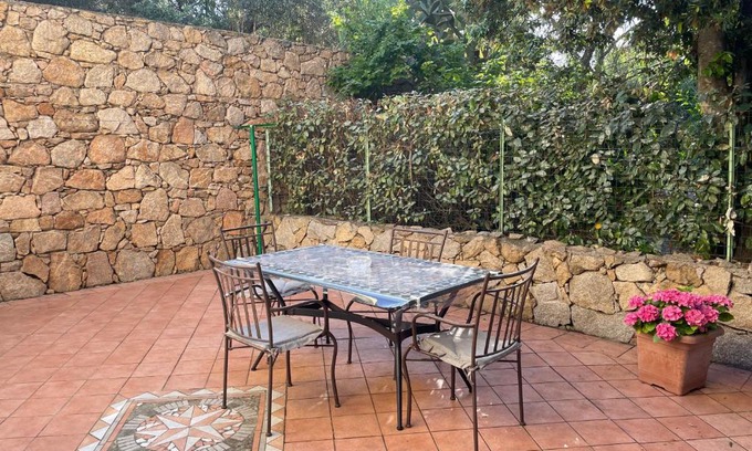 La Maddalena Apartment | Bilocale con spazio esterno