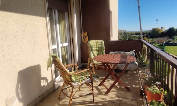 Albenga Apartment | Bilocale vista Gallinara, Albenga