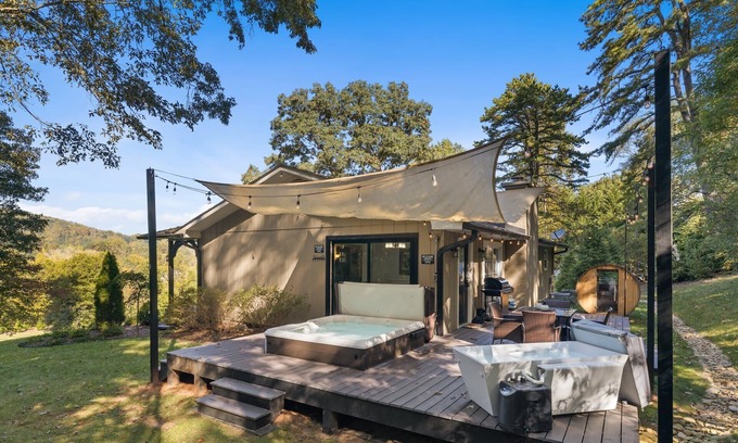 Avery Creek House | Biltmore Adventure: Cold Plunge, Sauna, Hot Tub