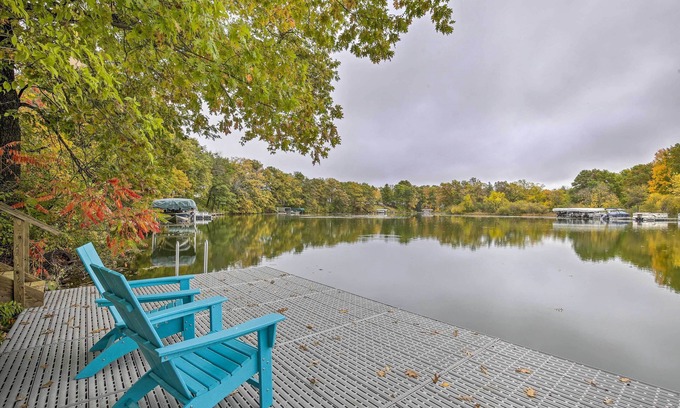 Mikana Cottage | Birchwood Cottage with Red Cedar Lake Access!