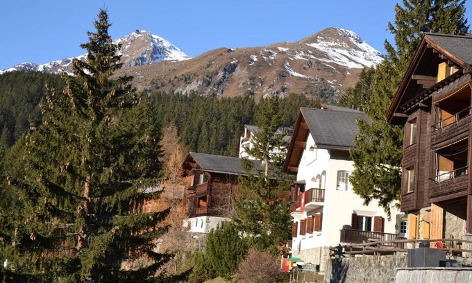 Arosa Apartment | Bisang P