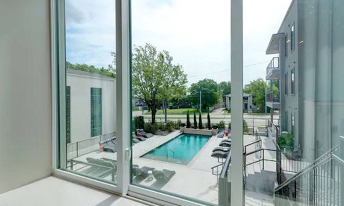 Kessler Hotel | Bishop Arts Hotel by Qresorts.