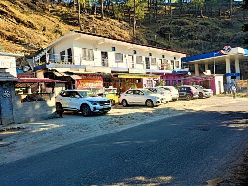 Almora Hotel | Bisht Hotel And Restaurant