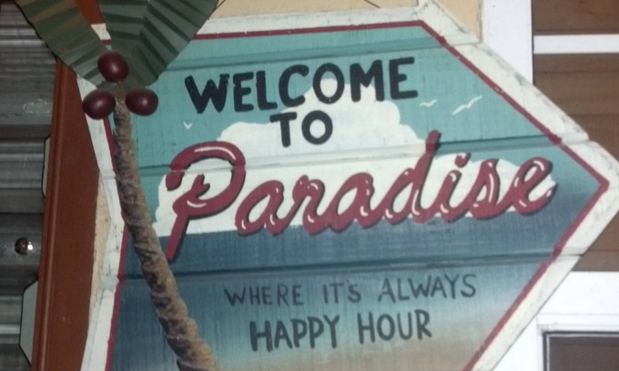 Dunnellon House | Bit Of Paradise - BOOK YOUR SUMMER TRIP NOW!