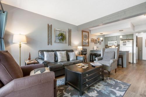 Notch Estates House | Black Bear Lodge - 1 Mile from Silver Dollar City