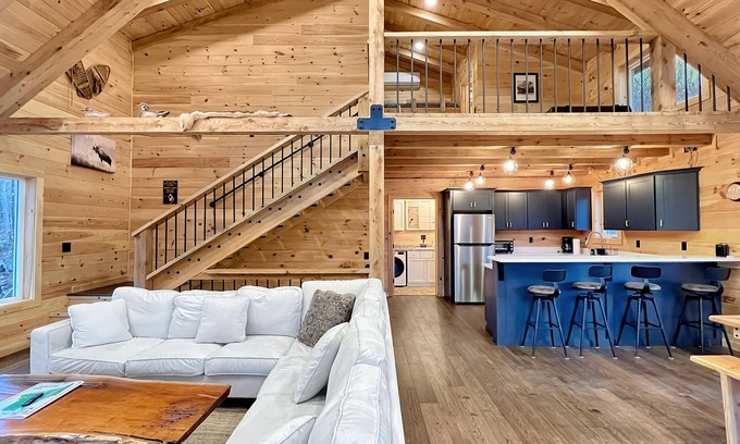 Greenville Cabin | Black Bear Lodge (Direct Access to the ATV and Snowmobile Trails!)